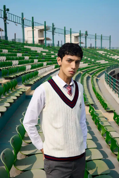 Signature Sleeveless Pullover (Maroon)