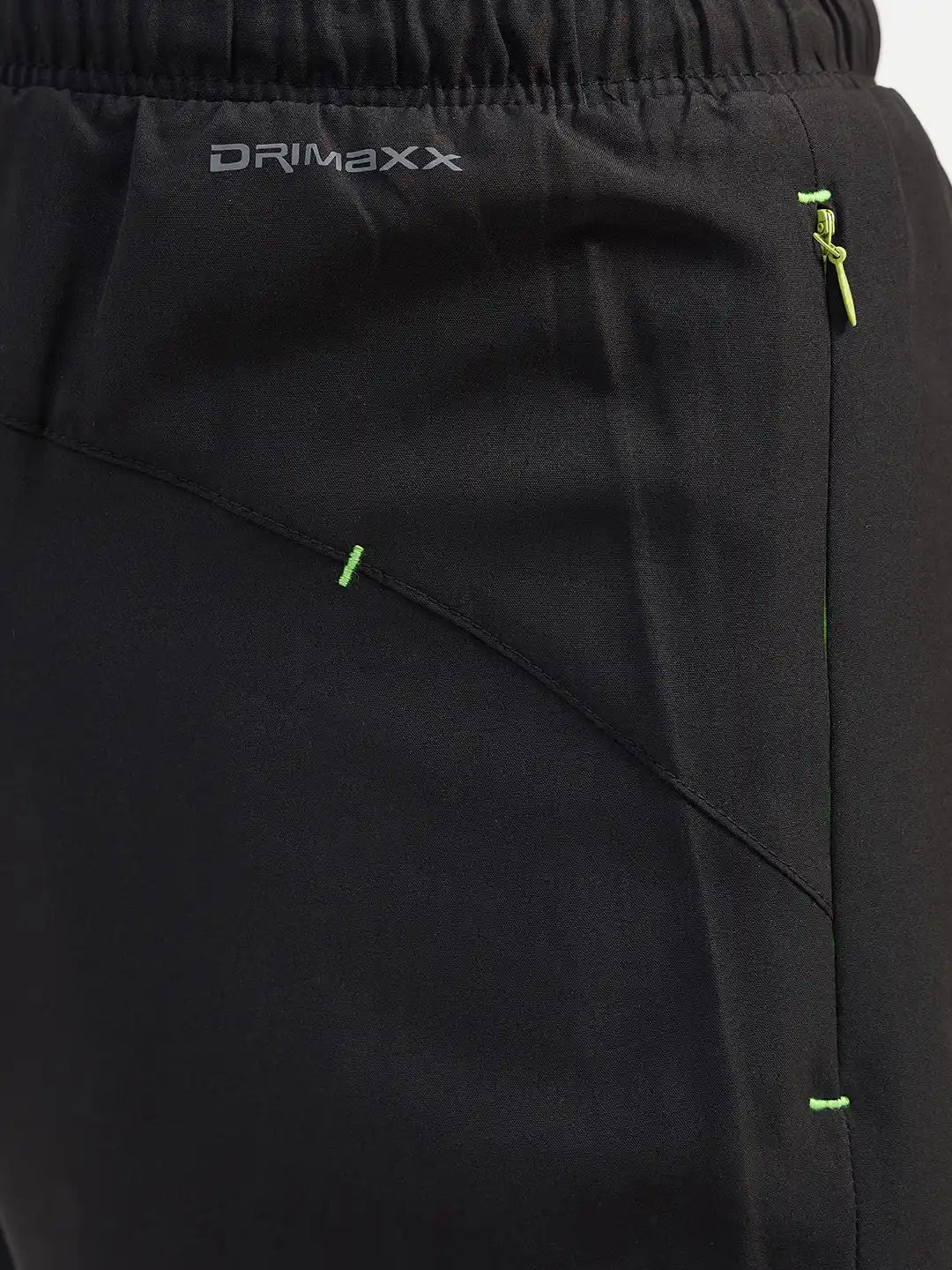 SG H2MS83891 Men Black Shorts