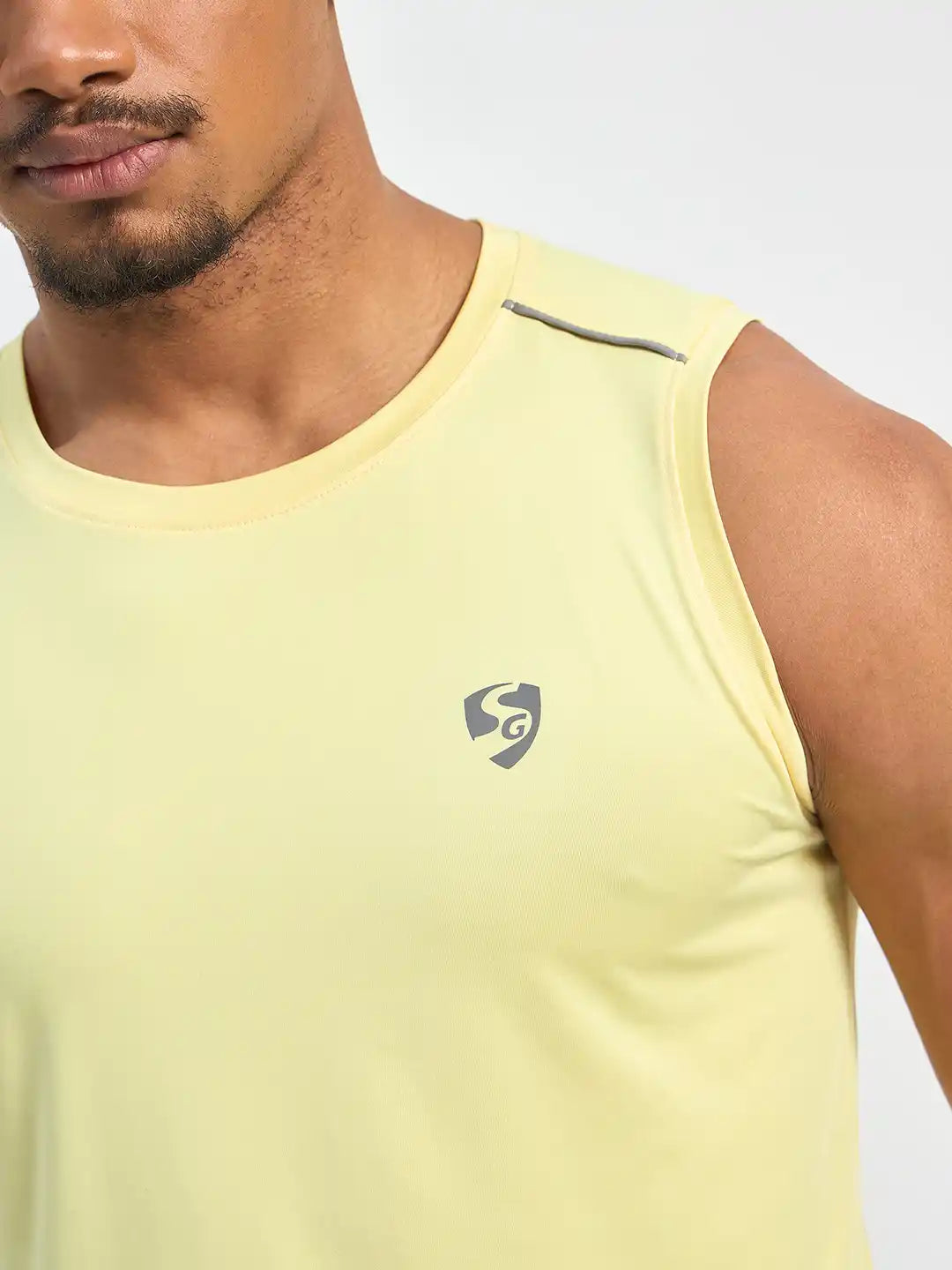 SG H2MV83582 Men Chak Donnay T-Vest