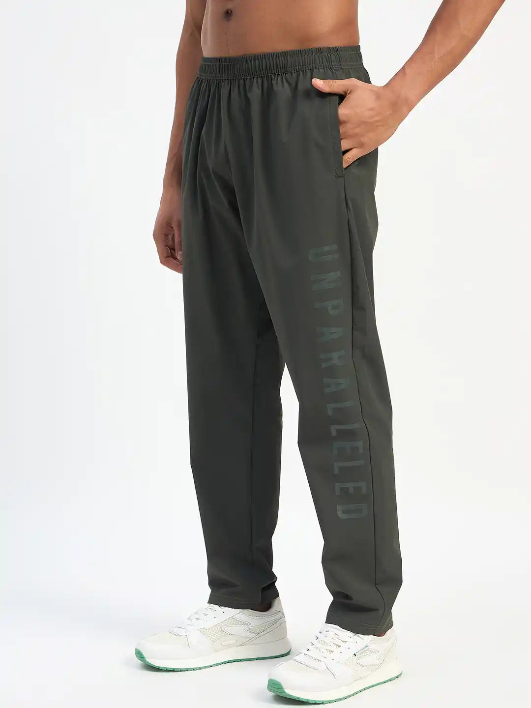 SG H1MTP84023 Men Olive Track Pant
