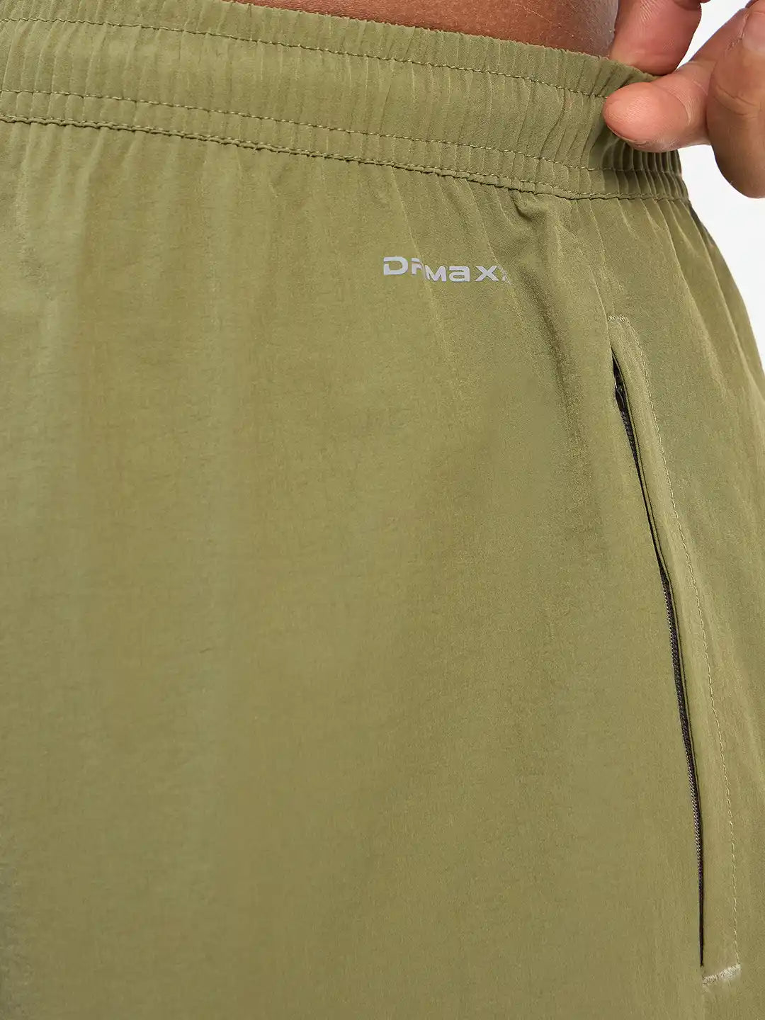 SG H1MS83941 Men Dry Leaf Shorts