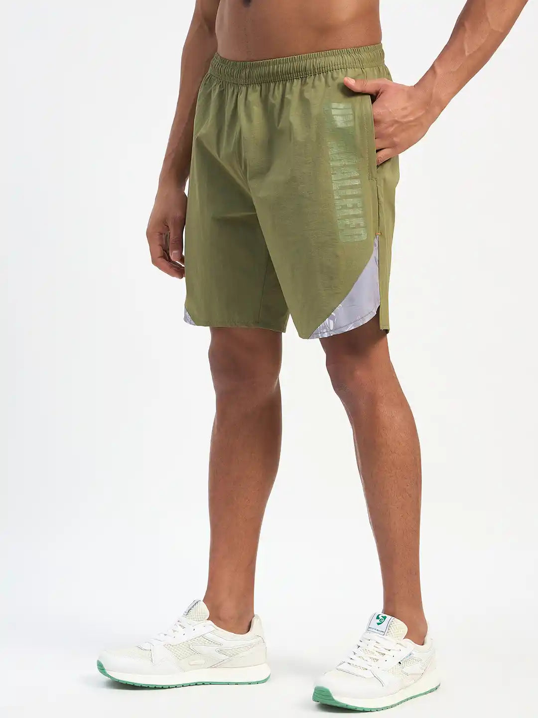 SG H1MS83941 Men Dry Leaf Shorts