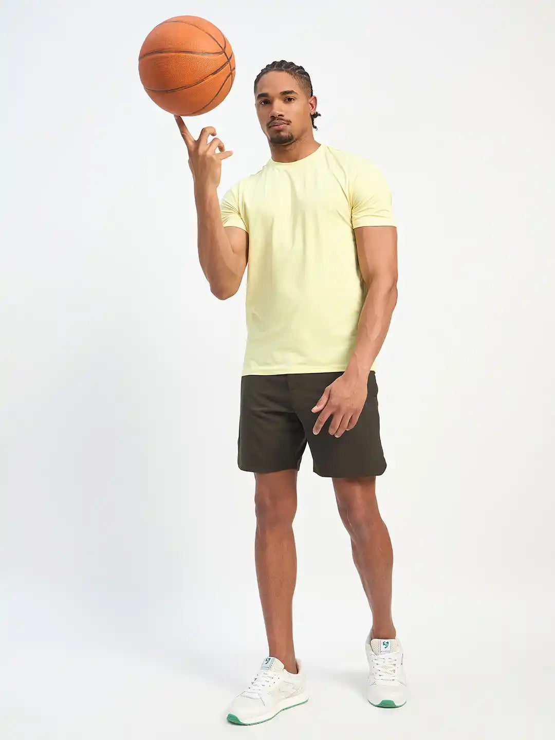 SG H1MS83922 Men Olive Shorts