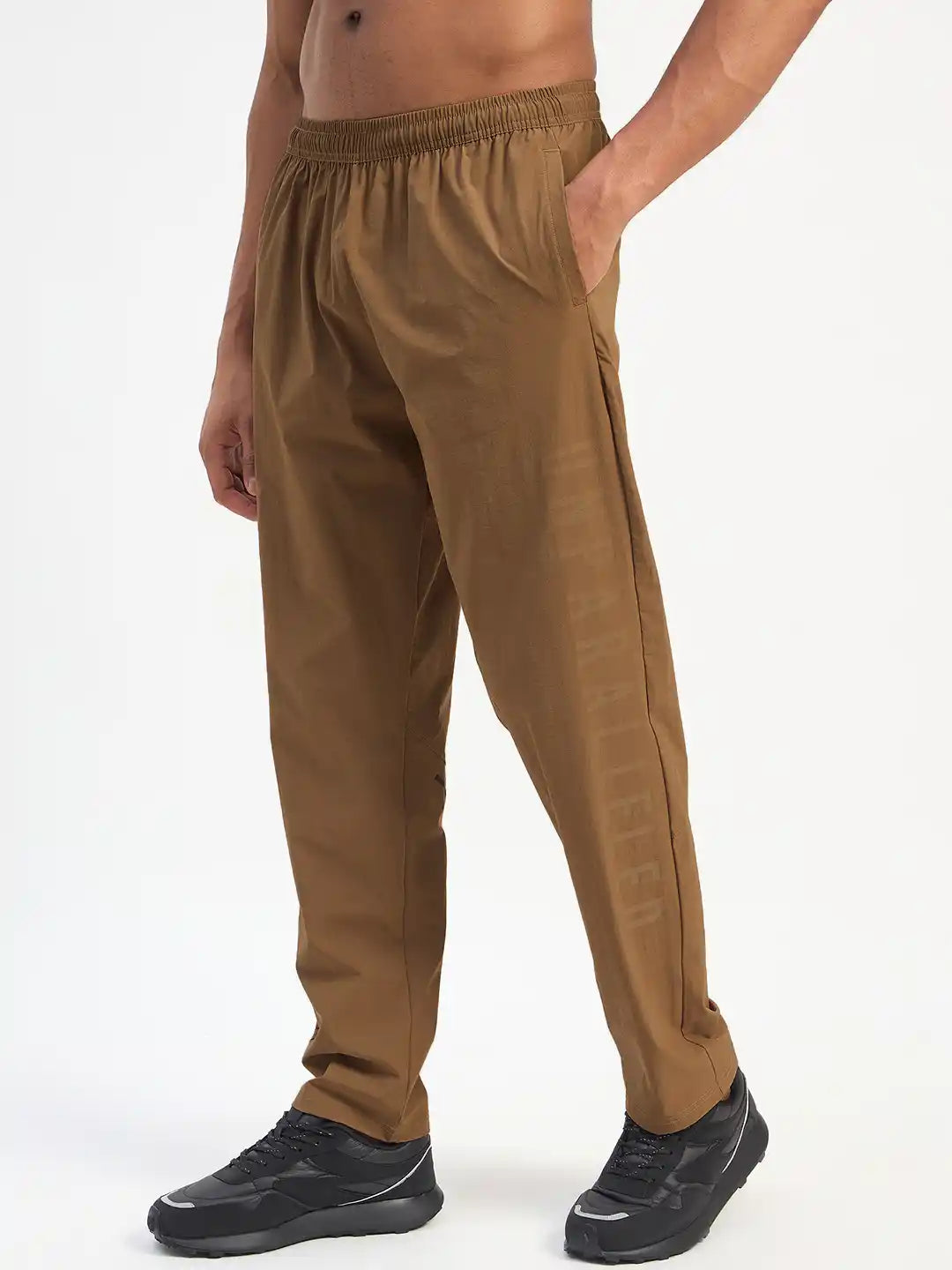 SG H1MTP84022 Men Brown Track Pant