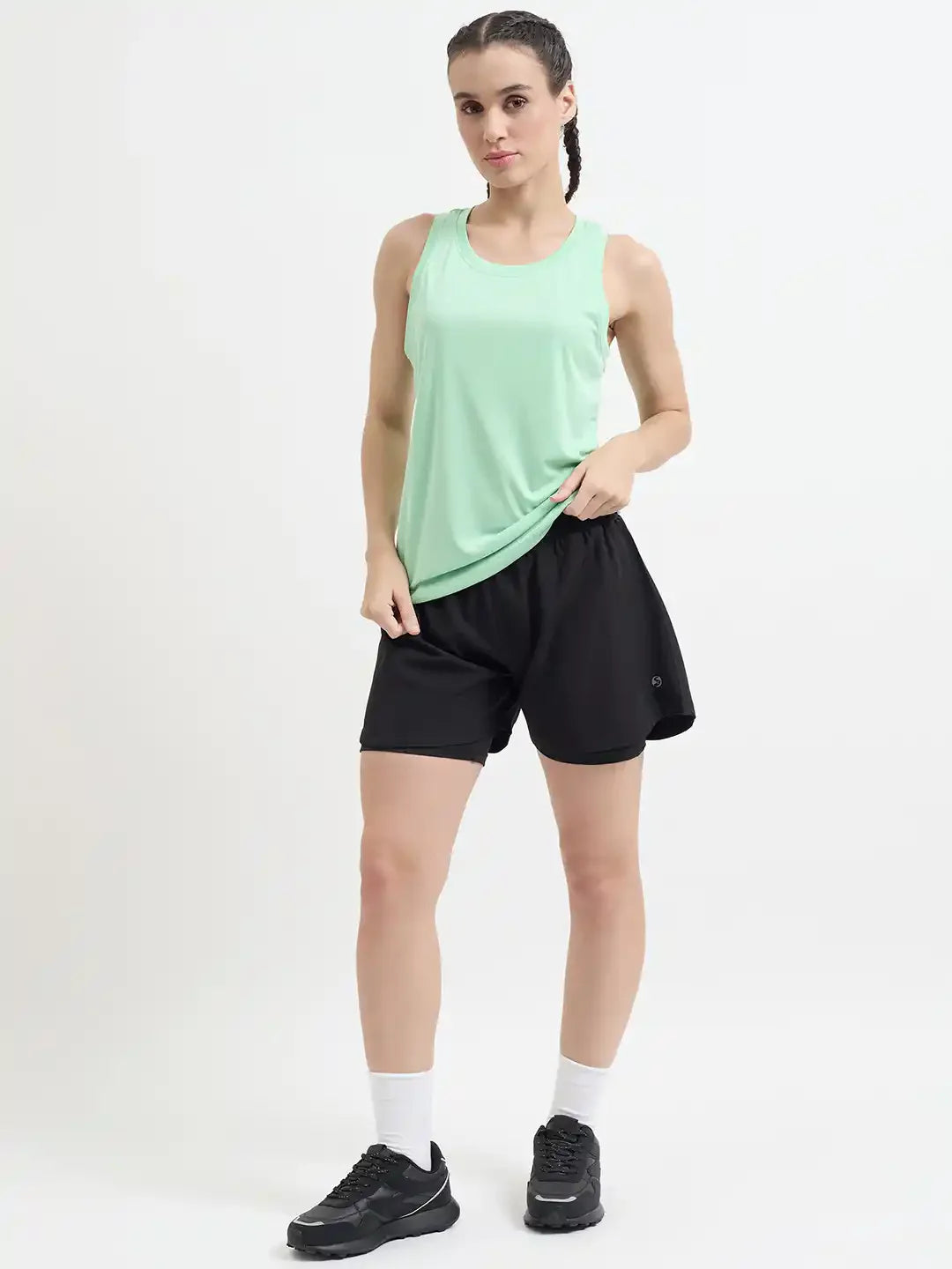 SG H2WS83282 Women Black Shorts