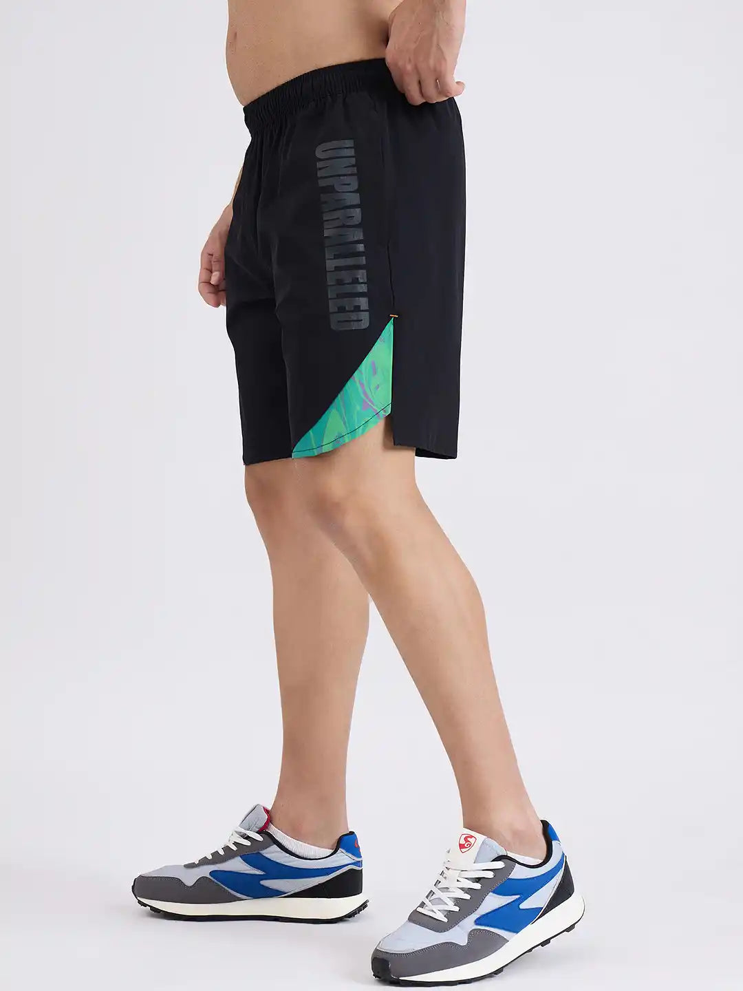 SG H1MS83942 Men Black Shorts