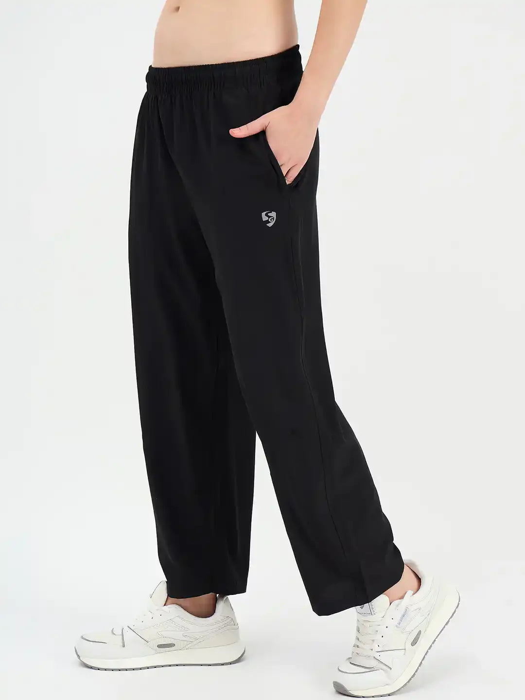 SG H1WTP83471 Women Black Track Pant