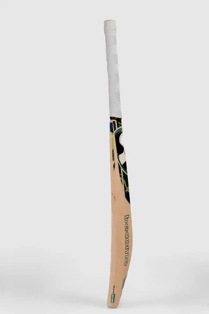 SG Titan 3.0 Kashmir Willow Bat
