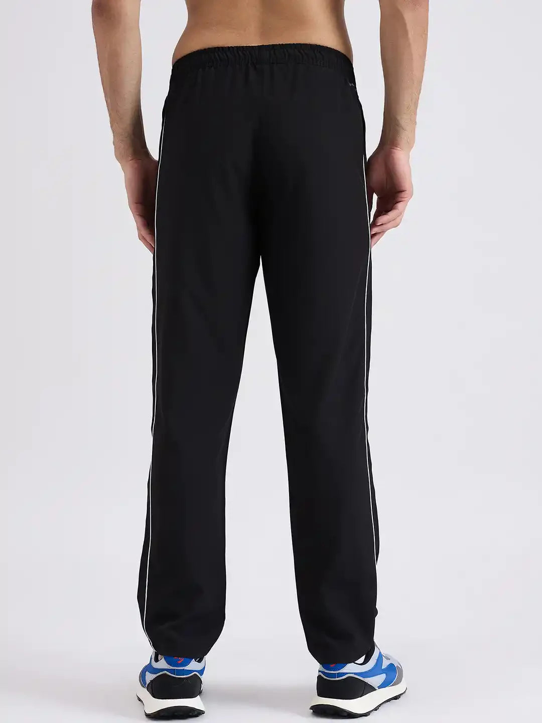 SG H1MTP84012 Men Black Track Pant