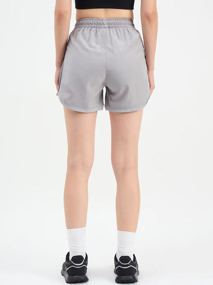 SG H2WS83251 Women Grey Shorts