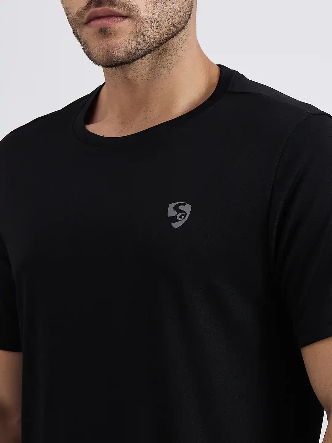 SG H1MT83682 Men Black T-Shirt