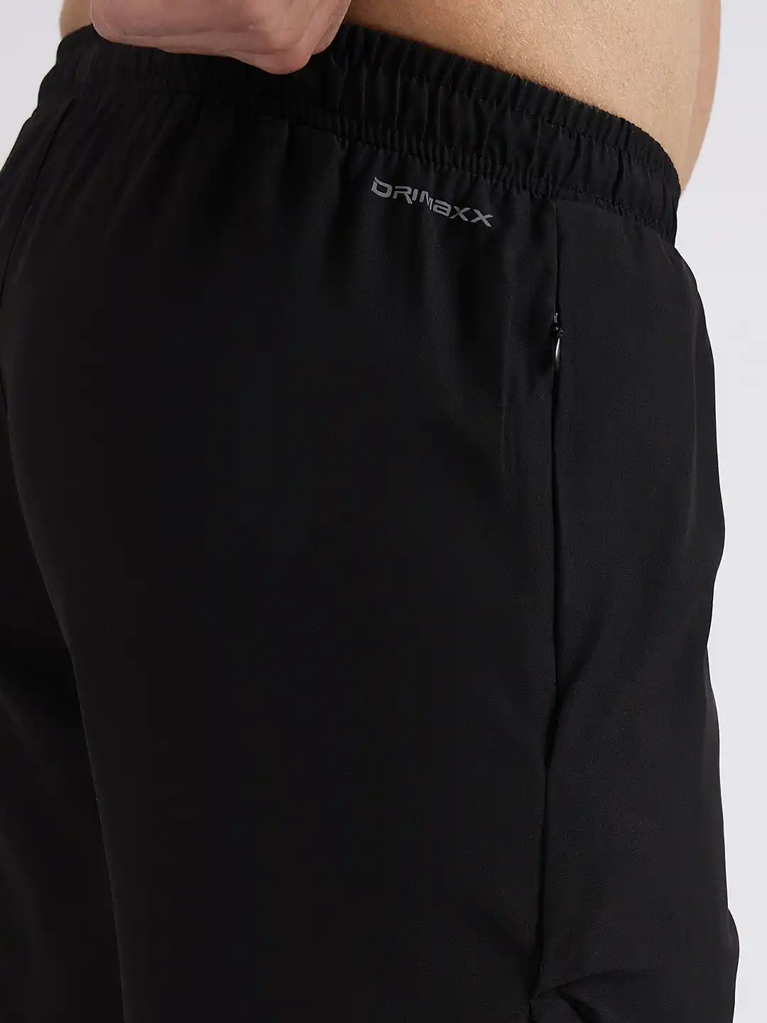 SG H2MS83911 Men Black Shorts