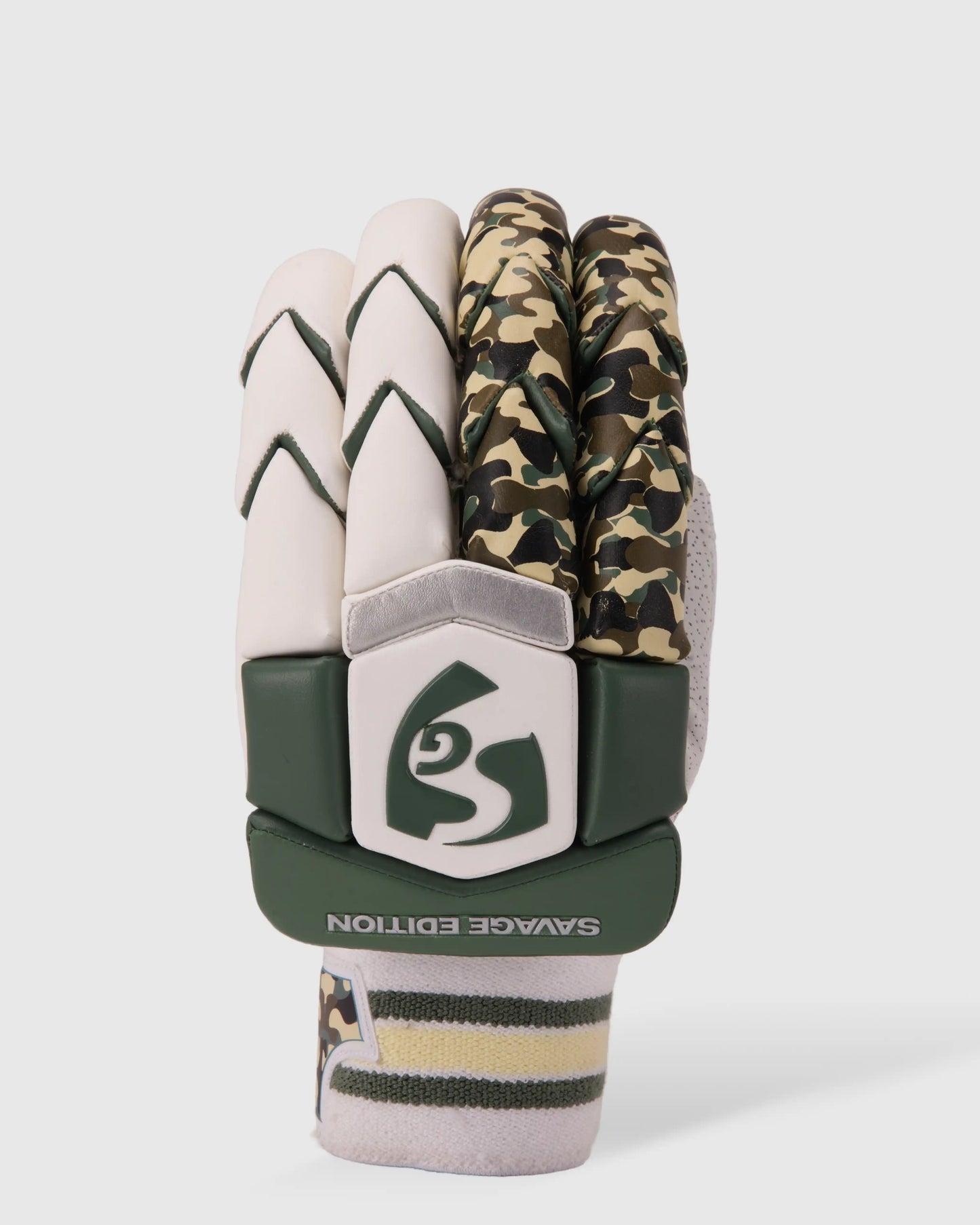 SG Savage Edition Batting gloves