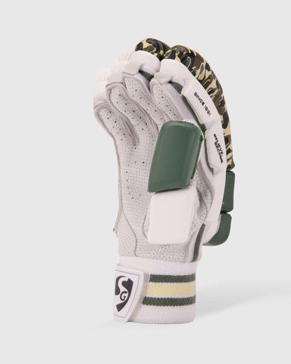 SG Savage Edition Batting gloves