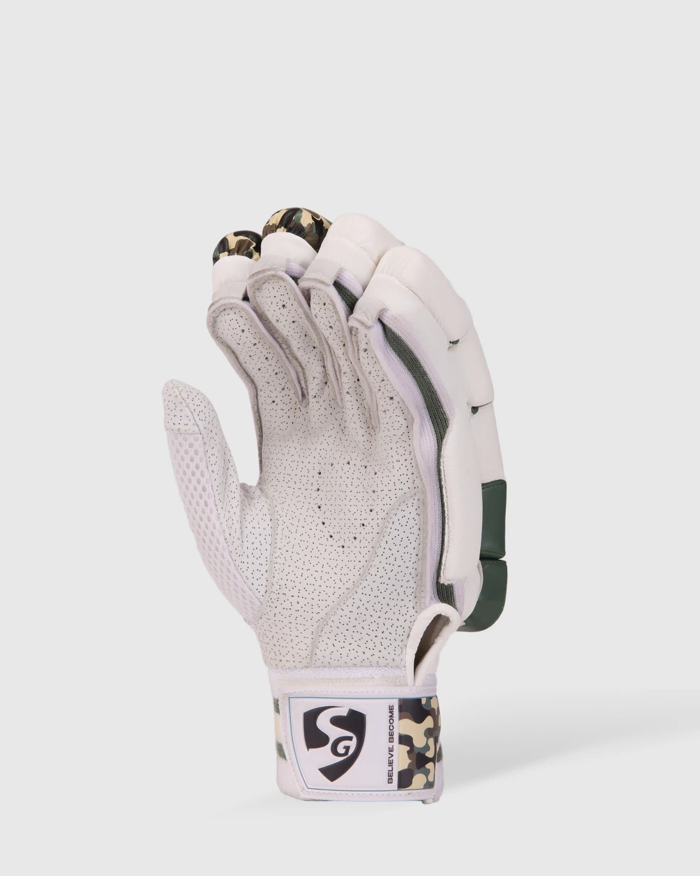 SG Savage Edition Batting gloves